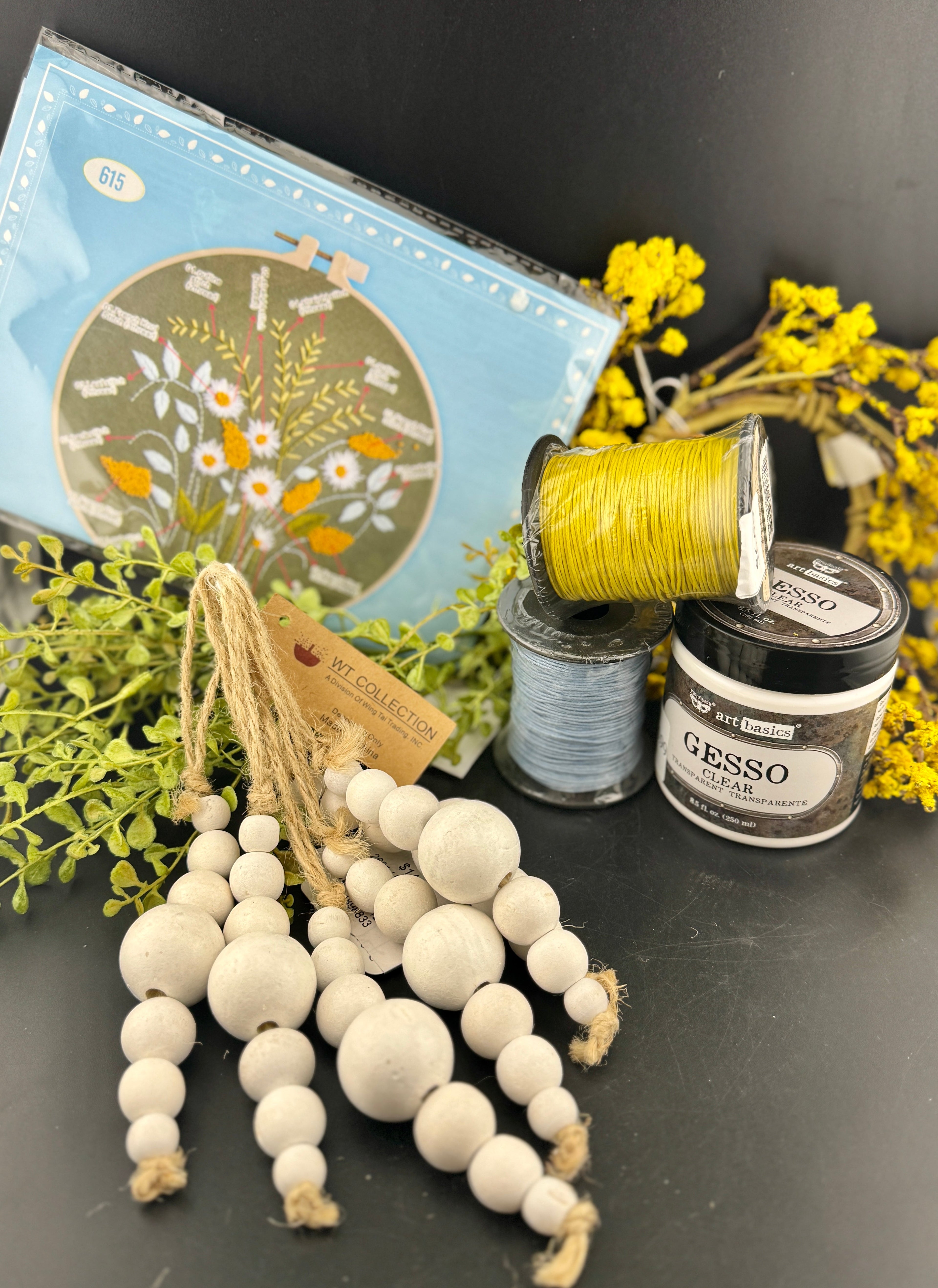 Arts & Crafts Supplies
