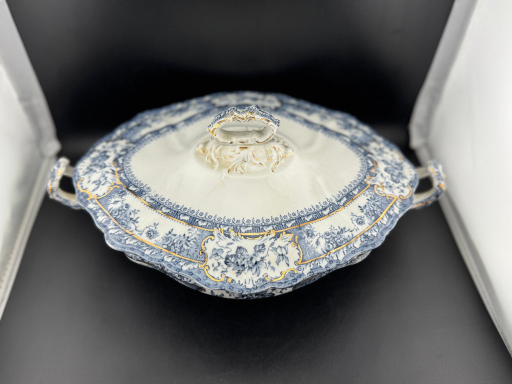 VTG Wedgewood Flow Blue Tureen - Image 2