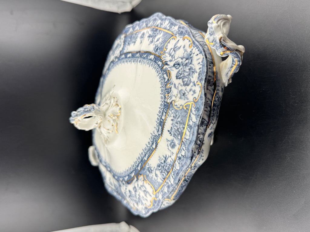 VTG Wedgewood Flow Blue Tureen - Image 3