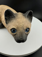 Vintage 1982 Sandcast Siamese Cat Figurine
