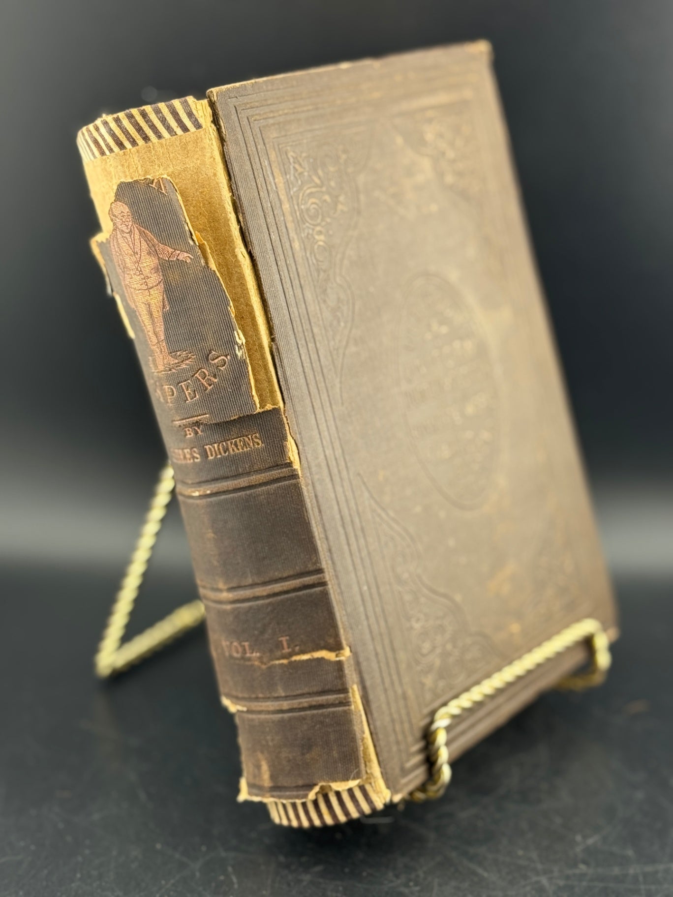 Charles Dickens "Pickwick Papers - Volume I" - The Peterson's Duodecimo Edition