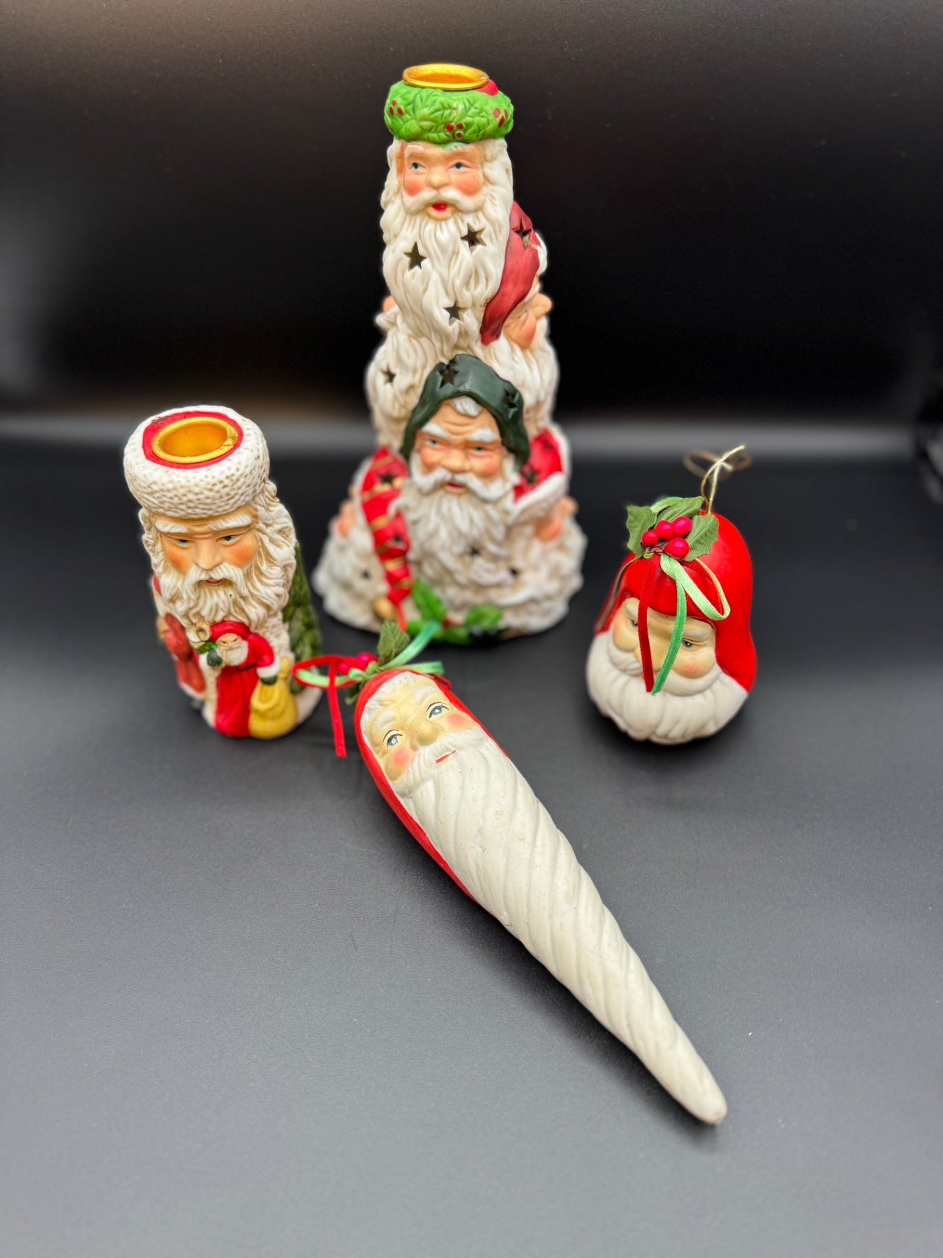 Santa Décor Lot - 4 pieces