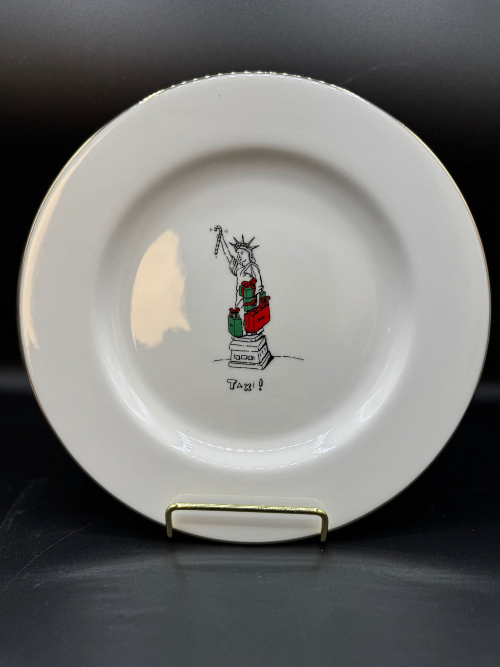 Merry Masterpieces Dessert Plates NIB