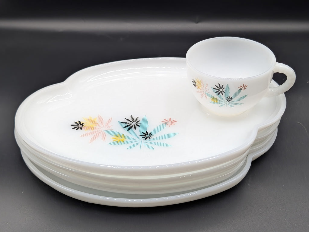 Atomic Flower Snack Plate & Cup Set