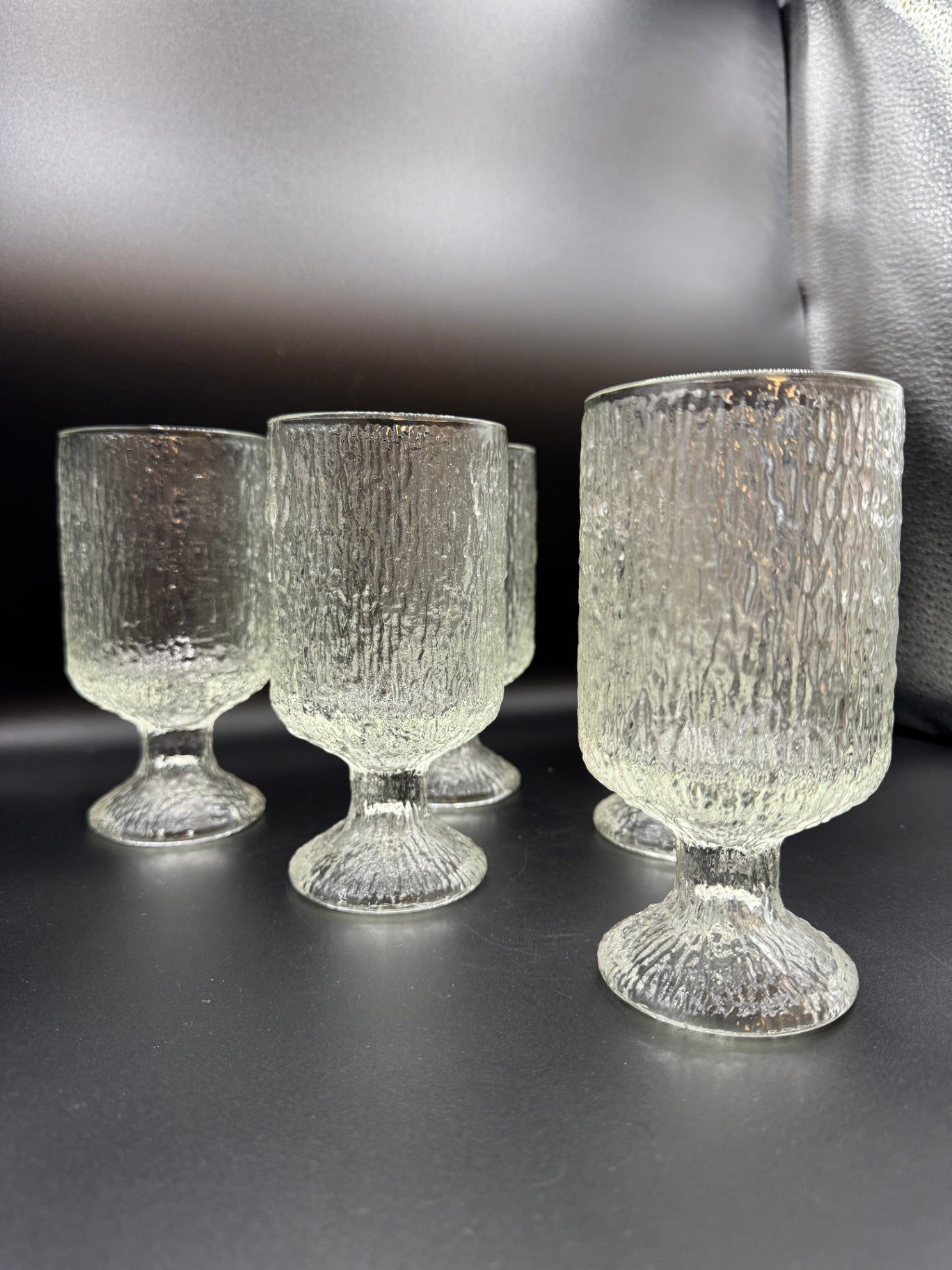 VTG Bark-Textured Indiana Glass - 6