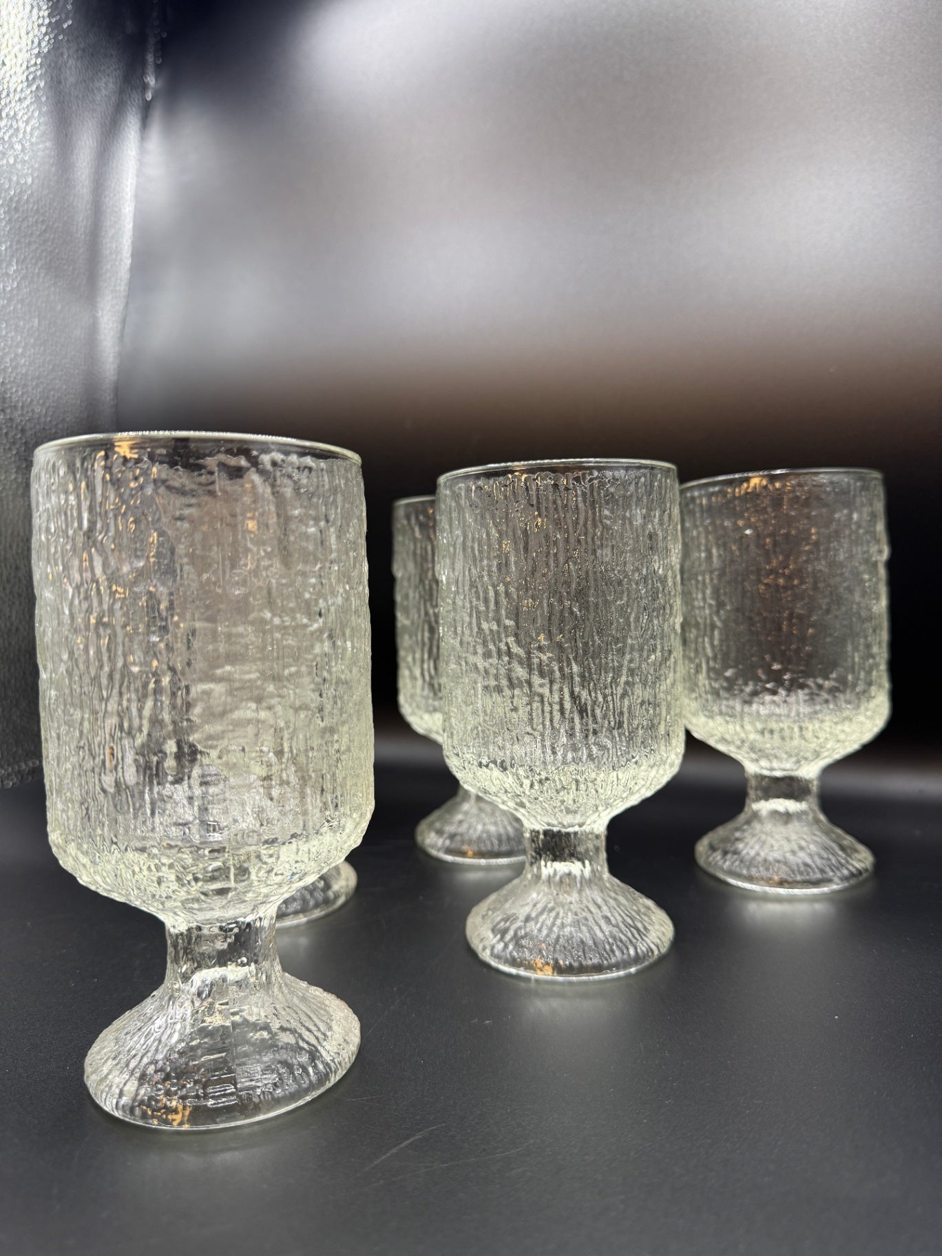 VTG Bark-Textured Indiana Glass - 6