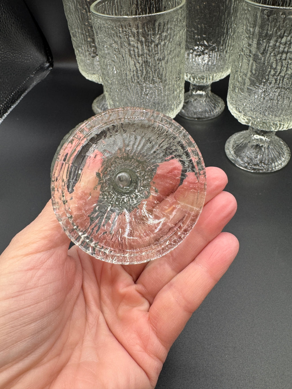 VTG Bark-Textured Indiana Glass - 6