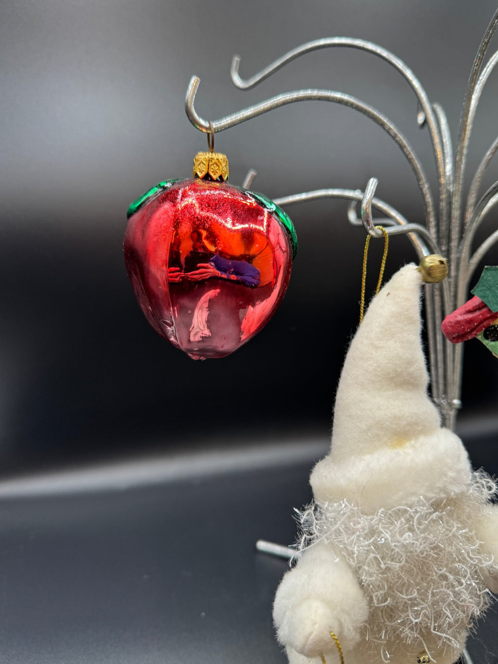 White & Red Asst. Ornament Lot