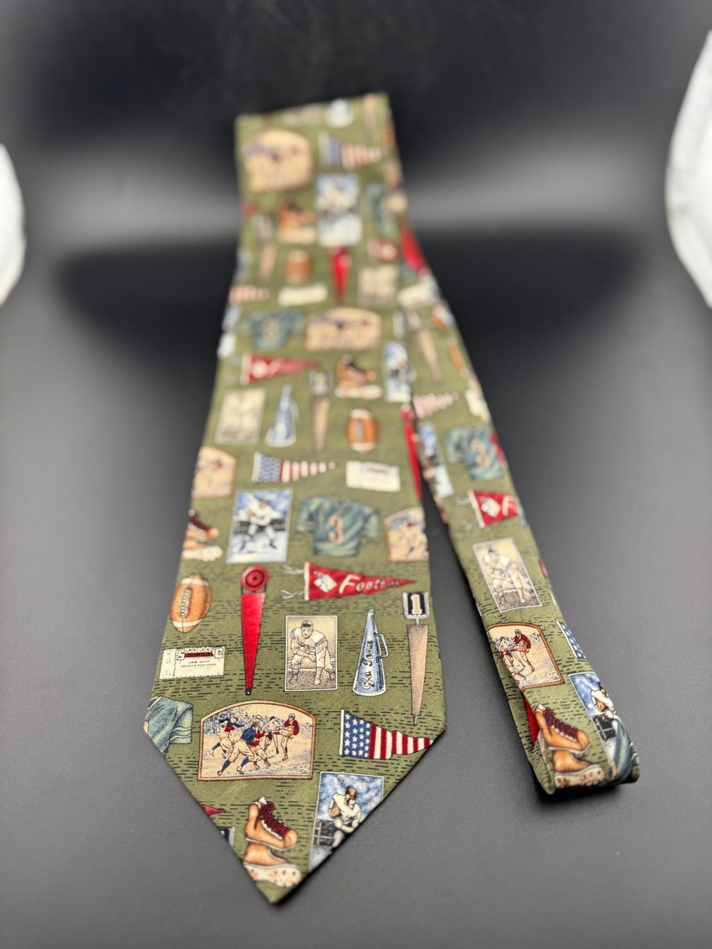 Van Heusen Vintage Football Necktie