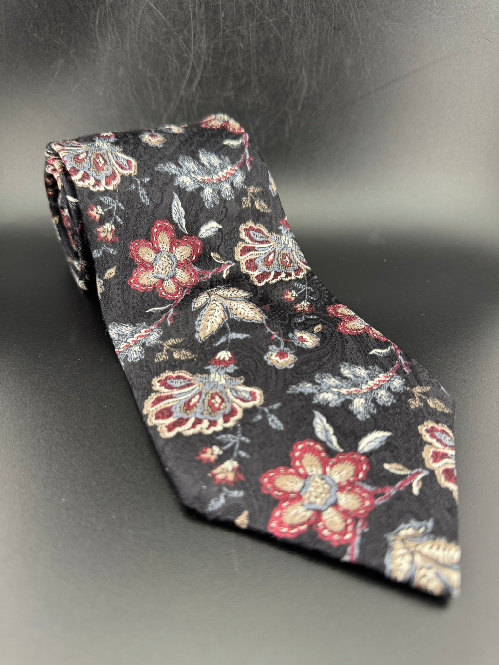JeSuis Floral Necktie