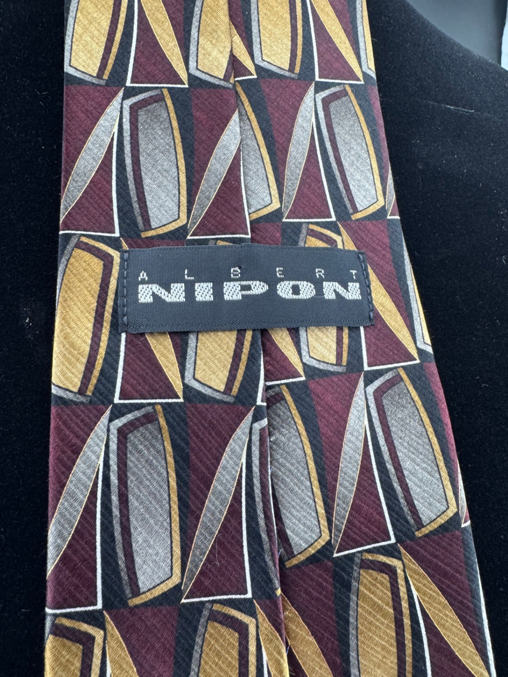 Vintage Albert Nipon Necktie