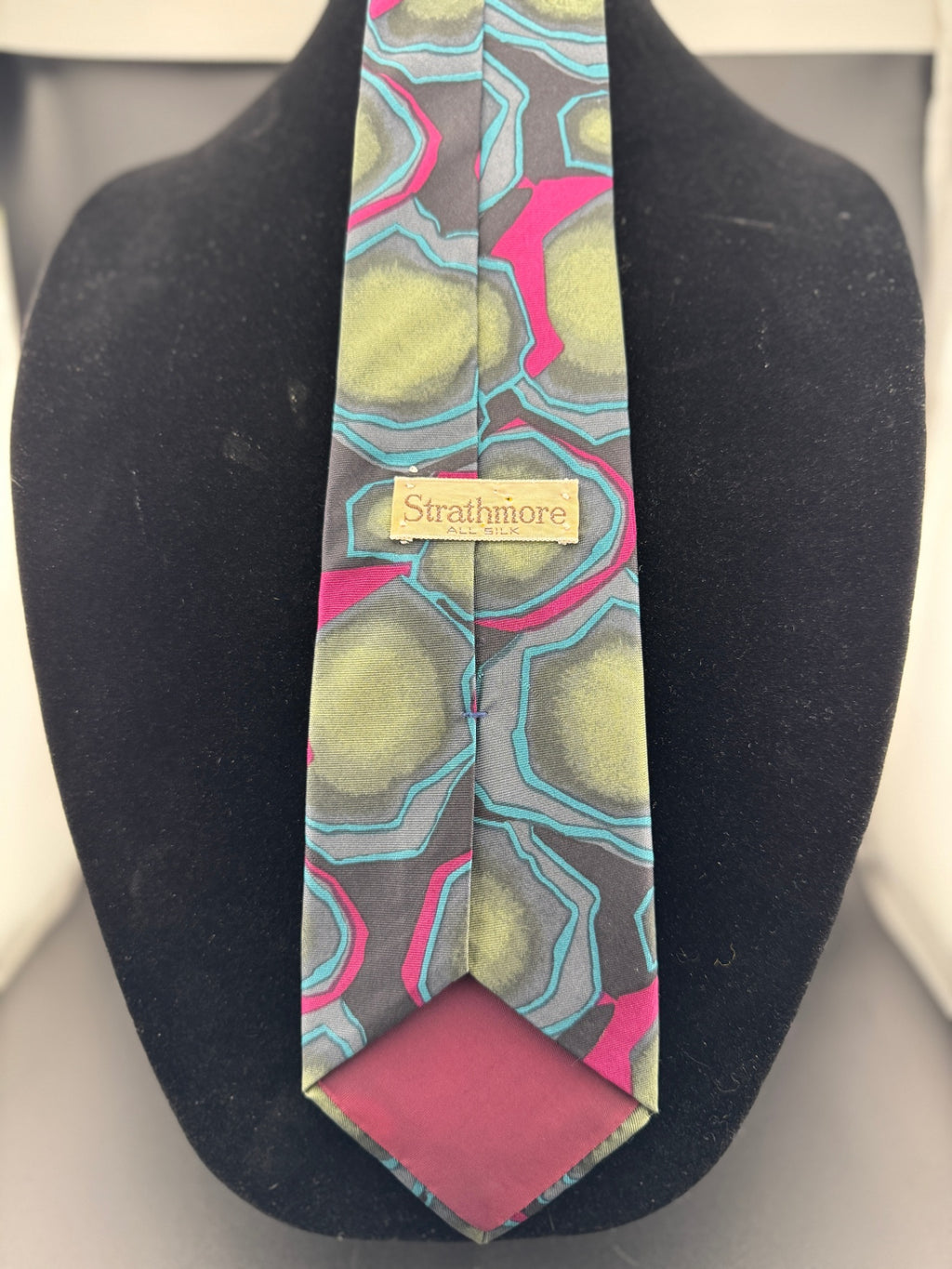 Vintage Strathmore Necktie