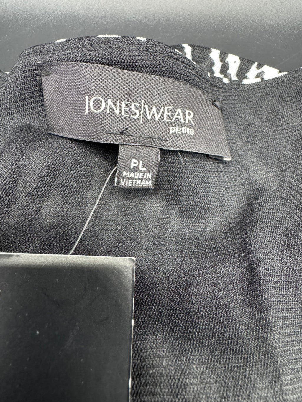 Joneswear Black & White Top