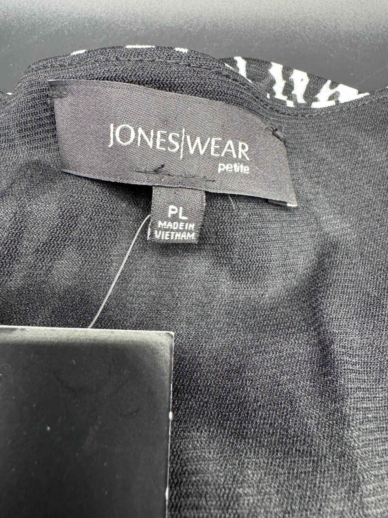 Joneswear Black & White Top