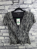 Joneswear Black & White Top