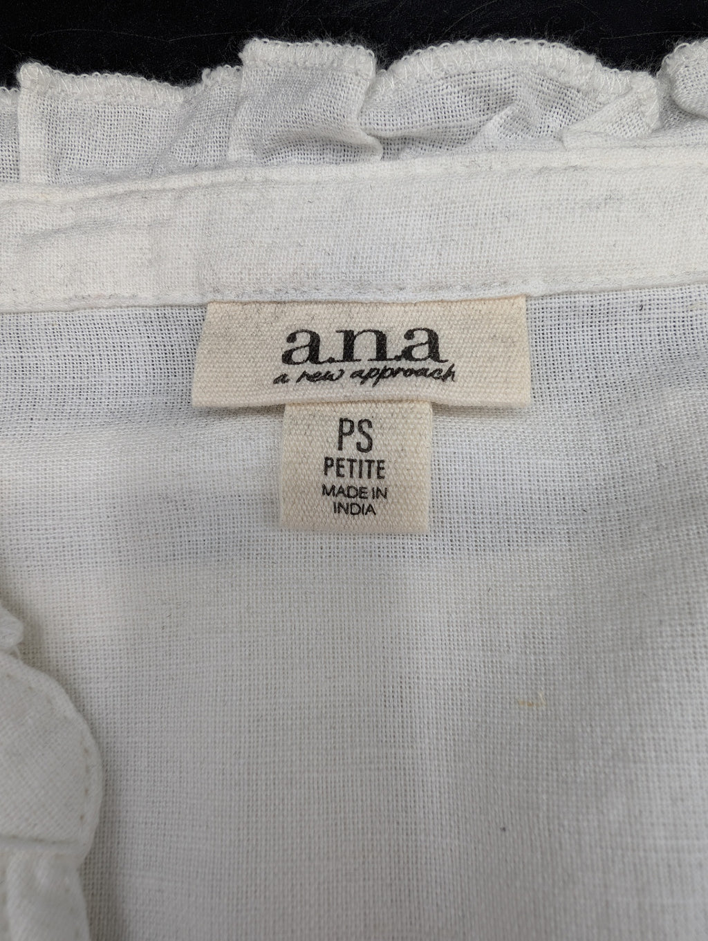 a.n.a. Floral Blouse