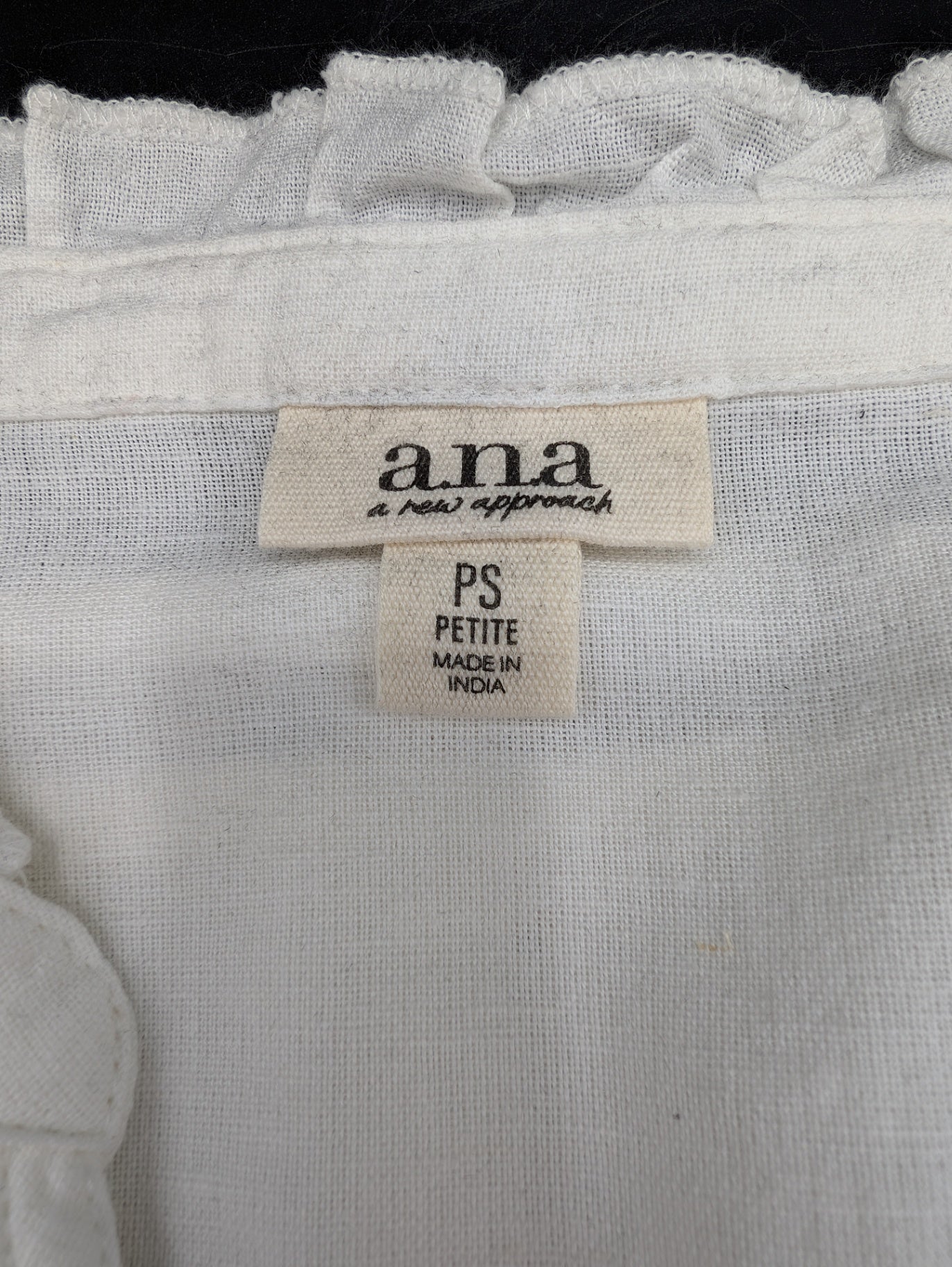 a.n.a. Floral Blouse