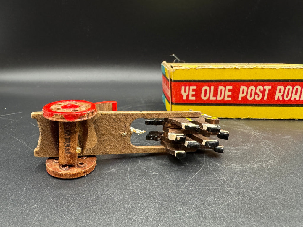 Ye Olde Post Road Toy, Carriage