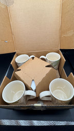 Corelle 16 piece textured leaves NIB