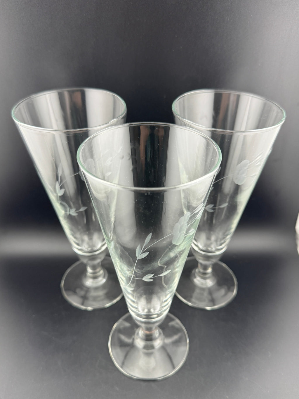 Princess House Heritage footed pilsner glasses