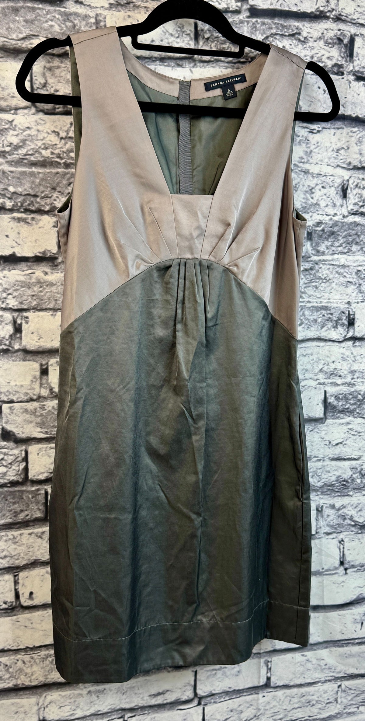 Banana Republic 2-Tone Dress - Image 2