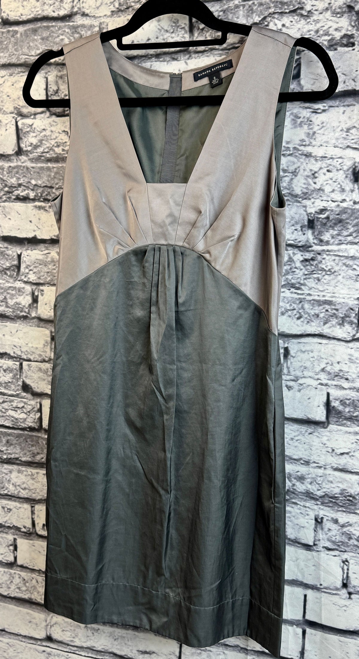 Banana Republic 2-Tone Dress - Image 3