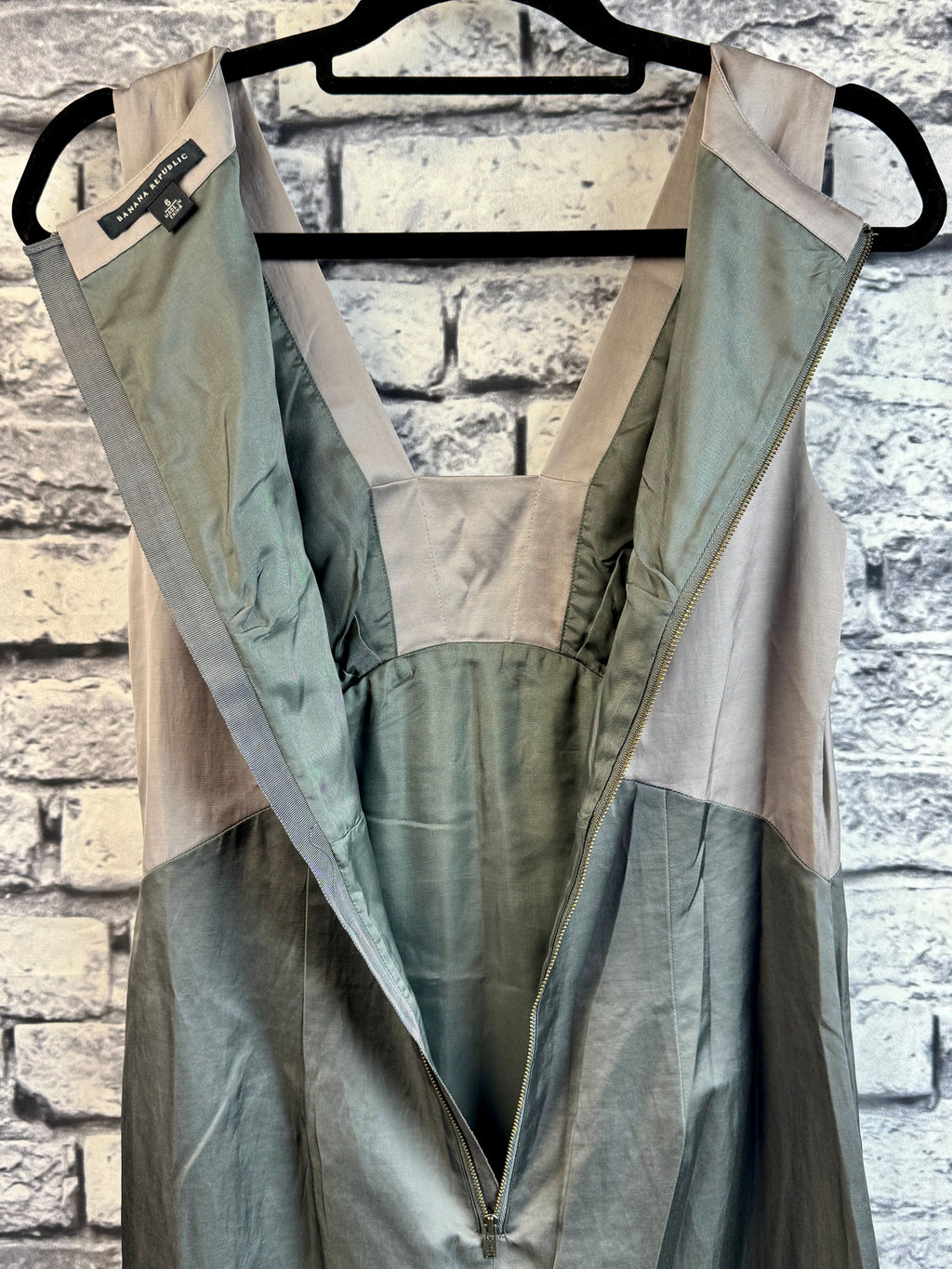 Banana Republic 2-Tone Dress - Image 6