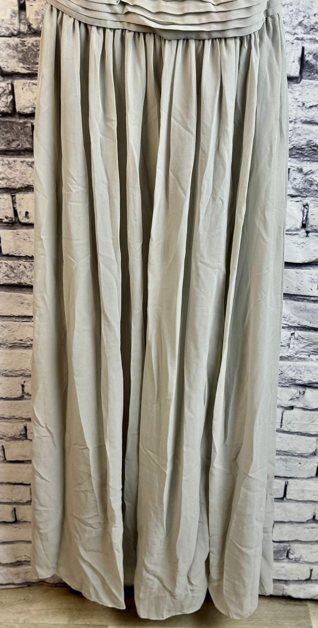 Birdy Grey Halter Dress - Image 4