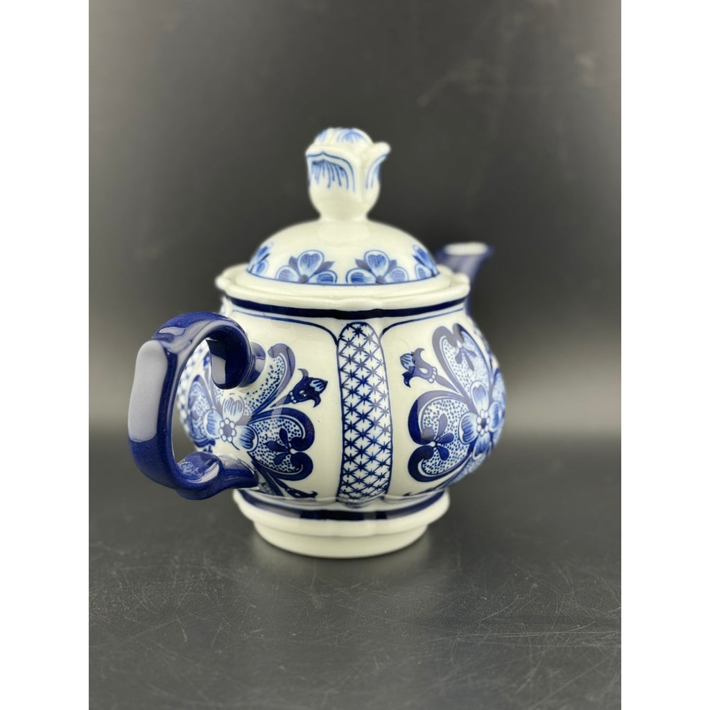 Vintage Bombay Company Teapot