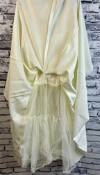 Caché Ivory Wedding Dress - Image 9
