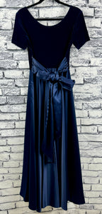 CDC Evening Navy Dress - Image 5