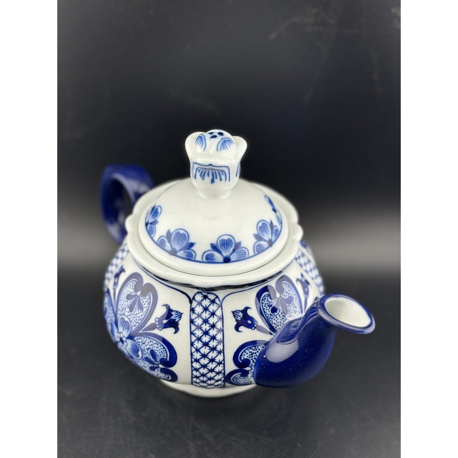 Vintage Bombay Company Teapot