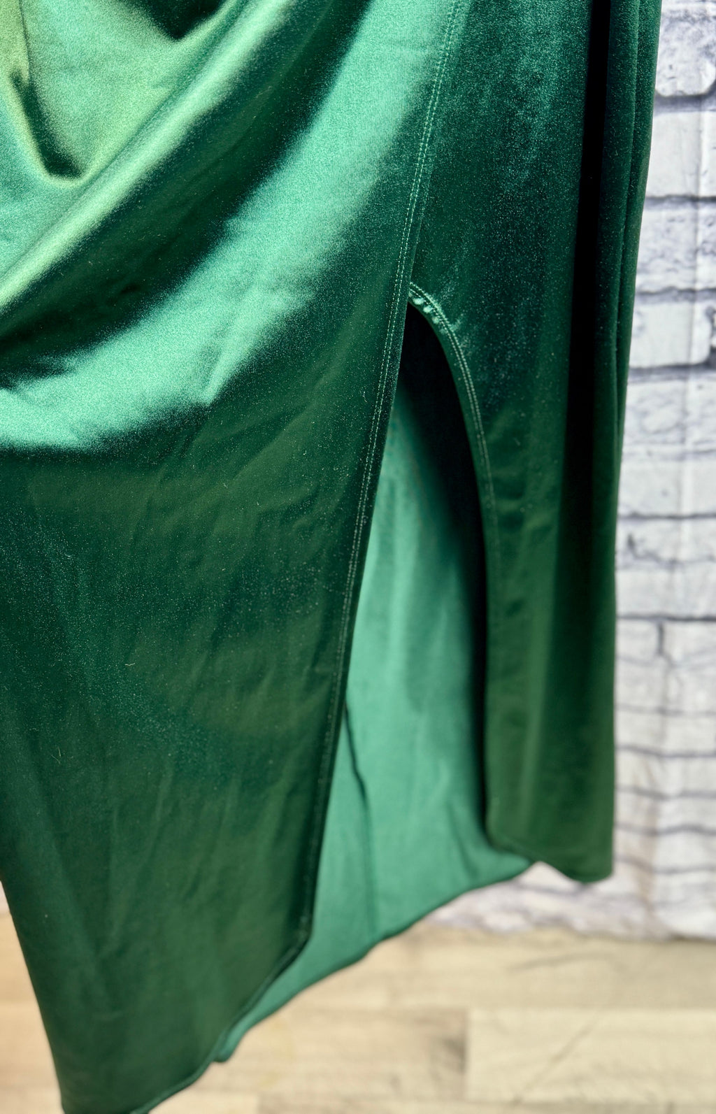 Emerald Sundae Green Satin Dress - Image 4