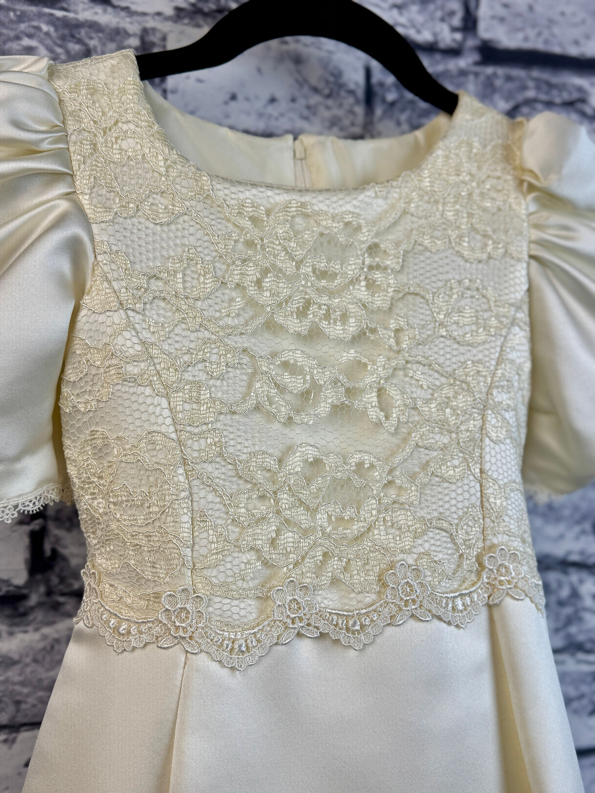 Ivory Flower Girl Dress - Image 4