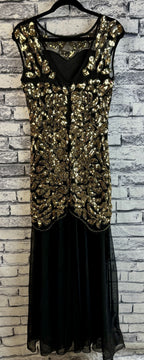 Black & Gold Sequin Dress - Image 4
