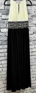R & M Richards Black & White Dress - Image 2