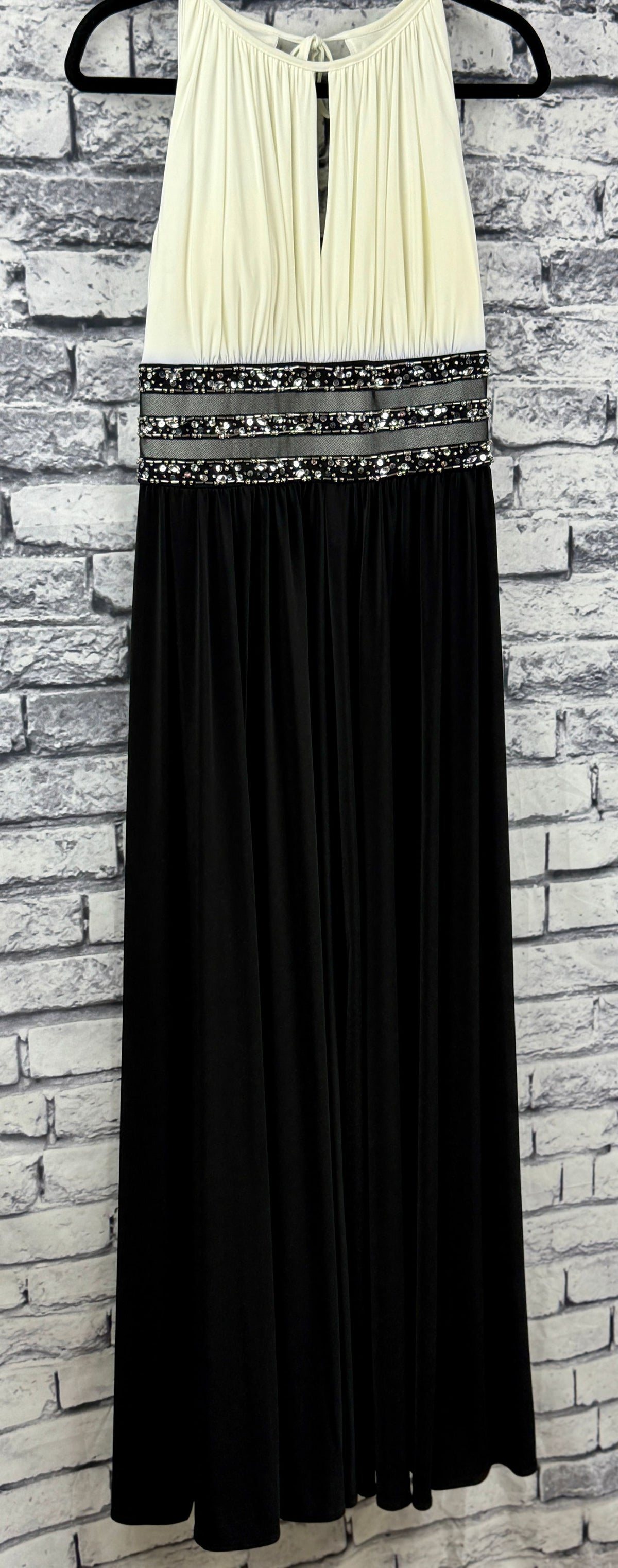 R & M Richards Black & White Dress - Image 2