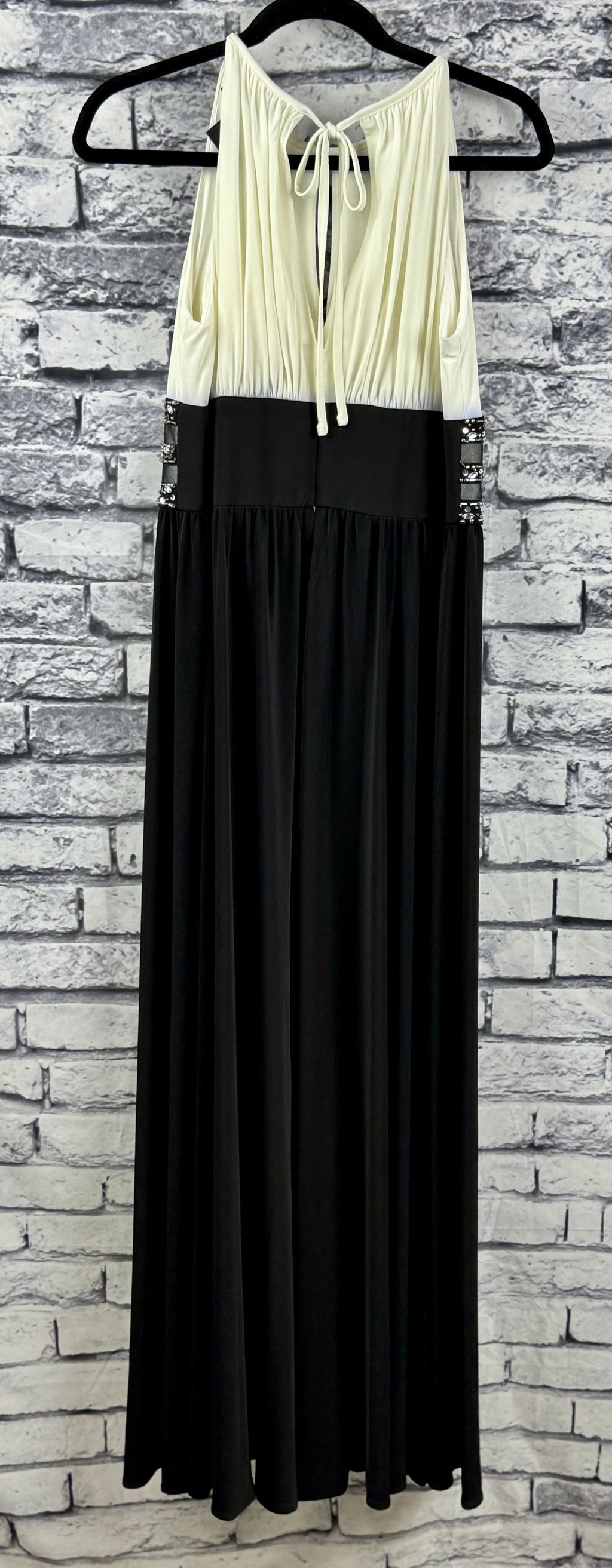 R & M Richards Black & White Dress - Image 4