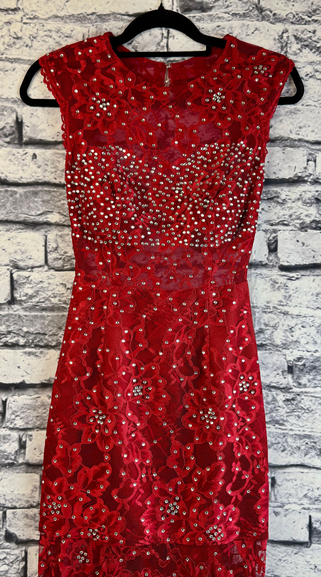 Red Lace Open Back Dress - Image 3
