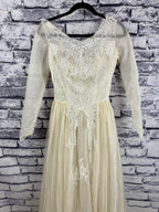 VTG 1950's Wedding Dress - Image 3