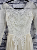VTG 1950's Wedding Dress - Image 4
