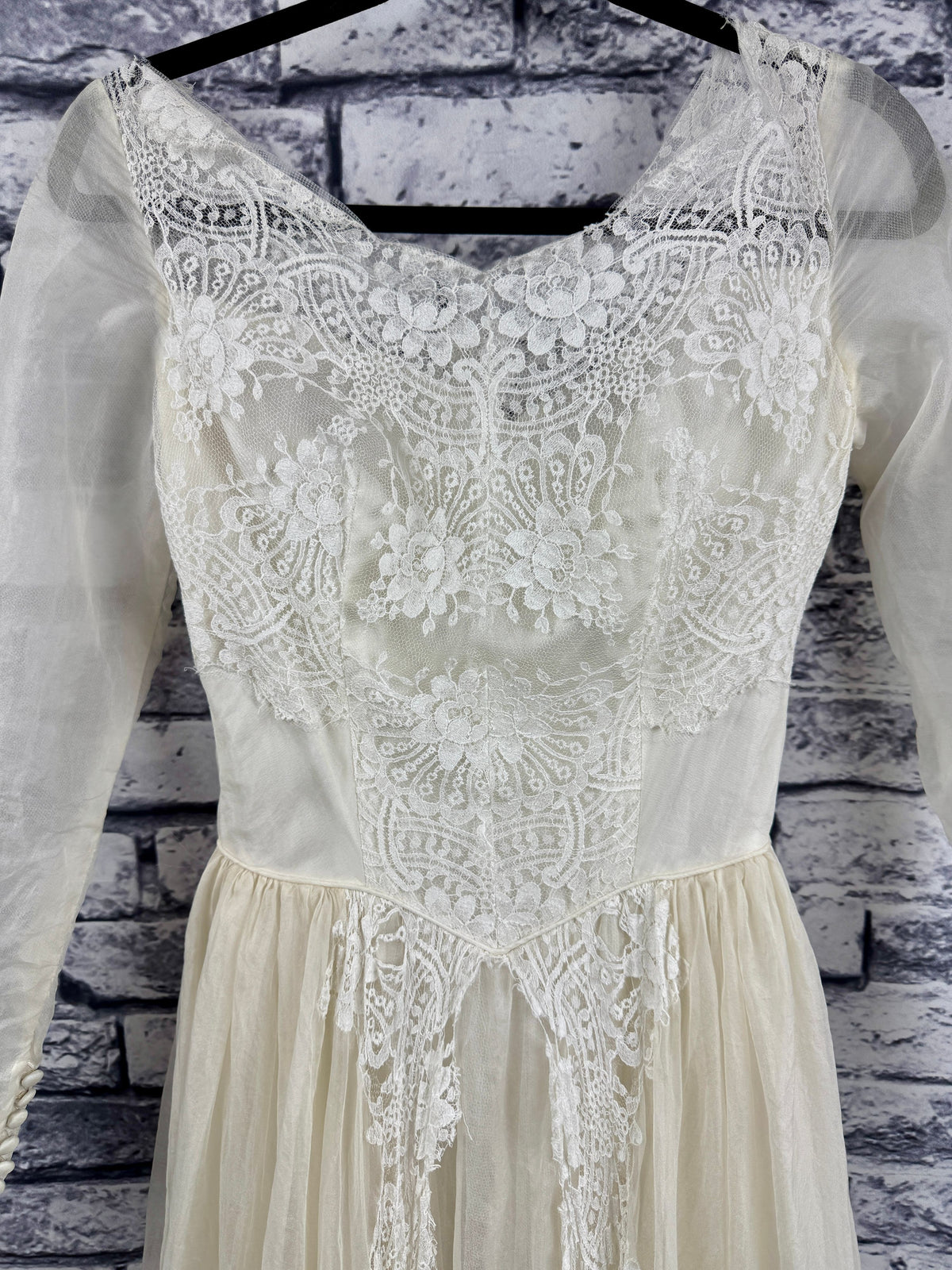 VTG 1950's Wedding Dress - Image 4