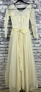 VTG 1950's Wedding Dress - Image 6