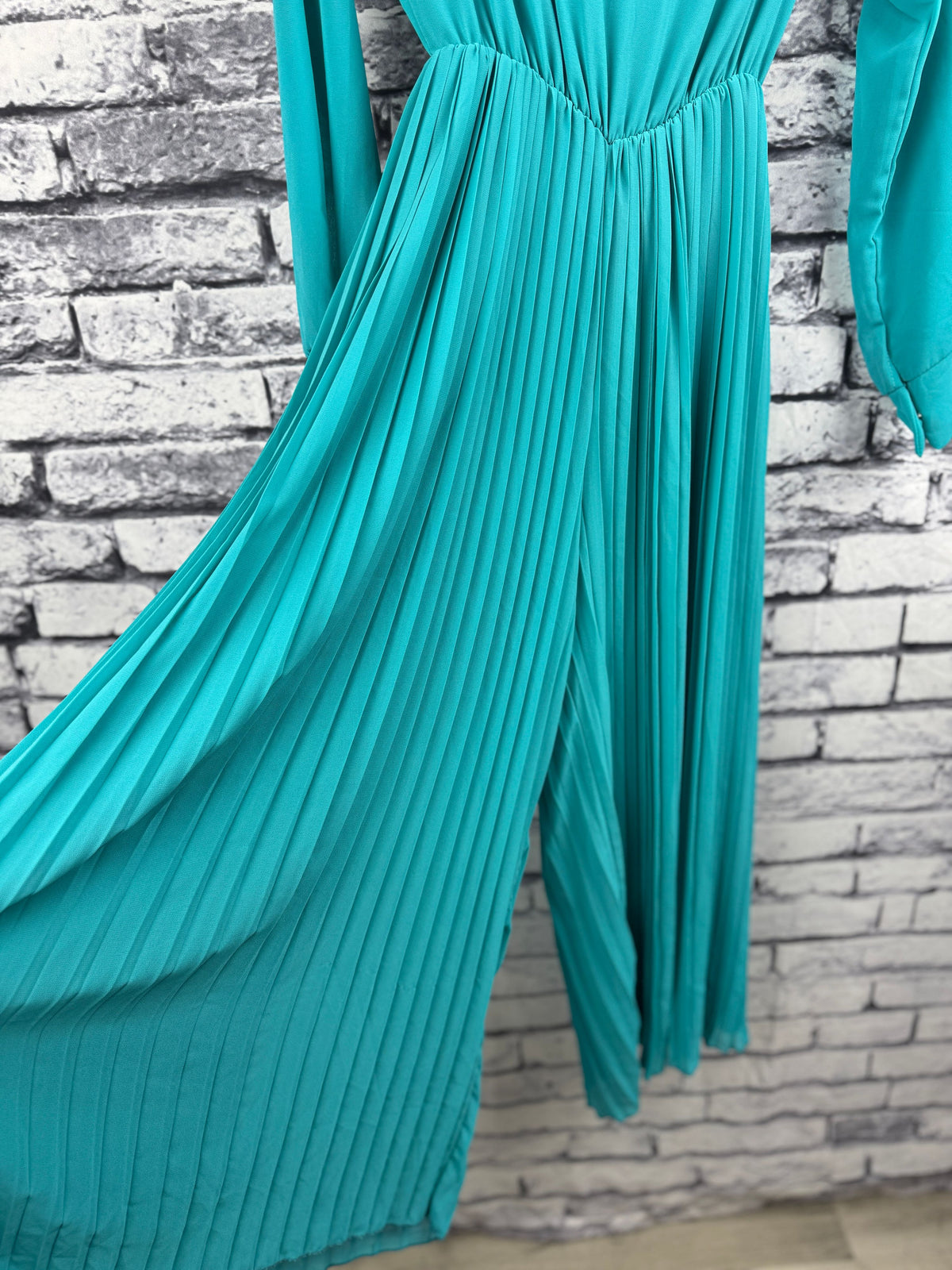 VTG Green Pleated Jumpsuit - Image 3